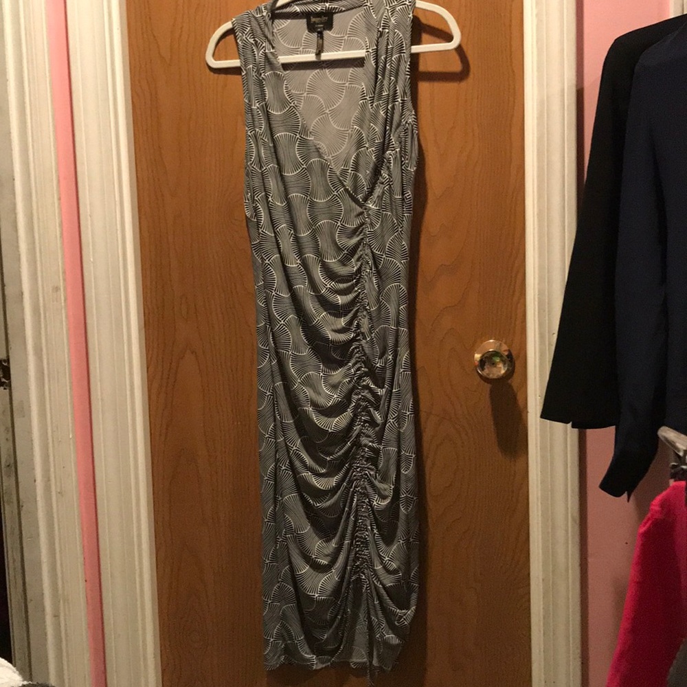 Laundry dress size medium